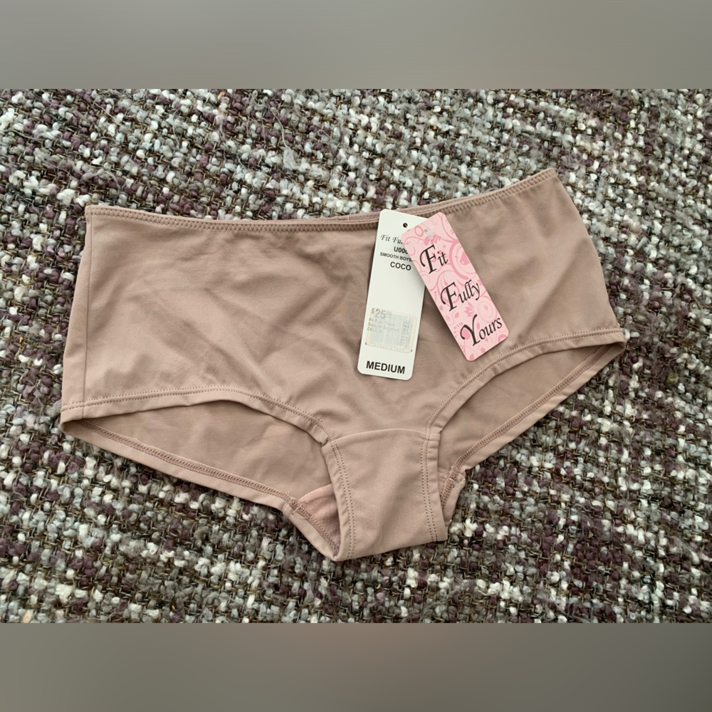 NWT Fit Fully Yours Medium Boyshort